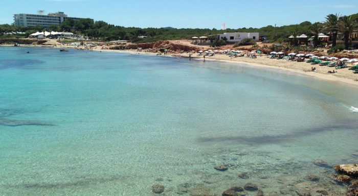 playas de Ibiza tranquilas: Cala Martina